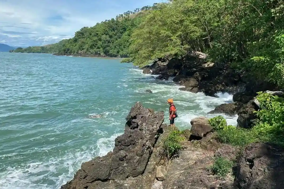 Gelombang Tinggi, Tim Sar Ekstra Hati-Hati Melakukan Pencarian 2 Pemancing Yang Hilang di Sukabumi