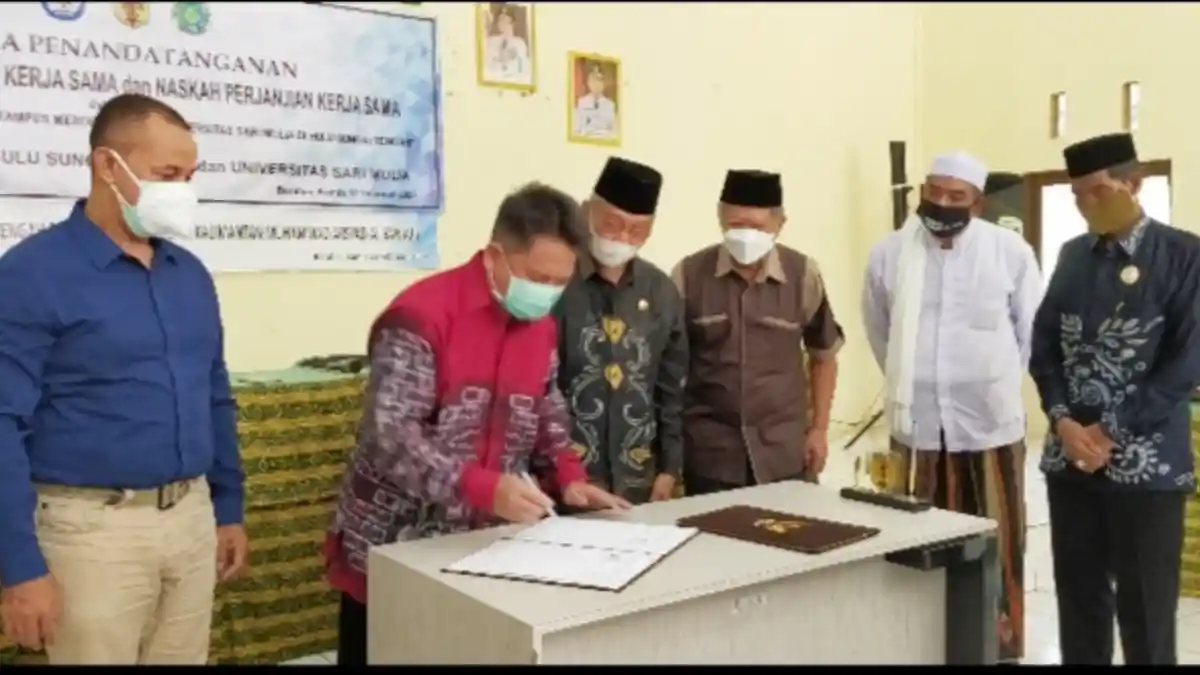 Bantu Pemulihan HST Pascabanjir, Universitas Sari Mulia dan Uniska Terapkan MBKM