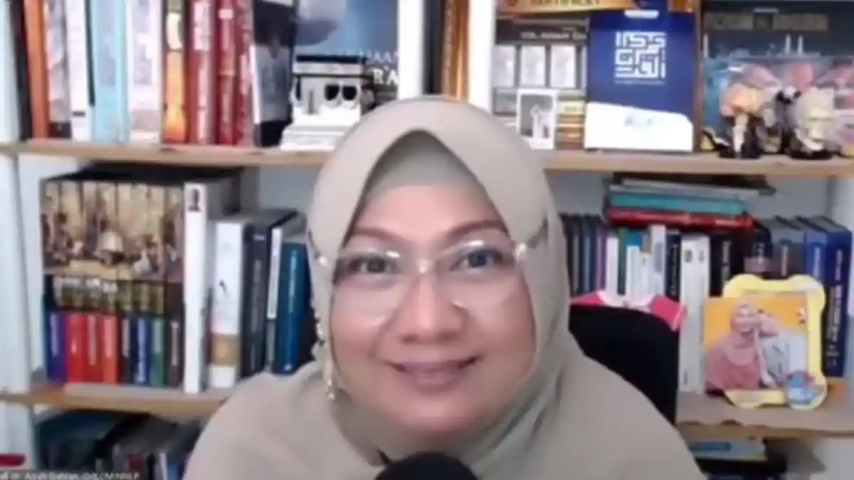Cara Menghadapi Suami yang Tertutup, Pendiam dan Cuek pada Istri Menurut dr Aisah Dahlan