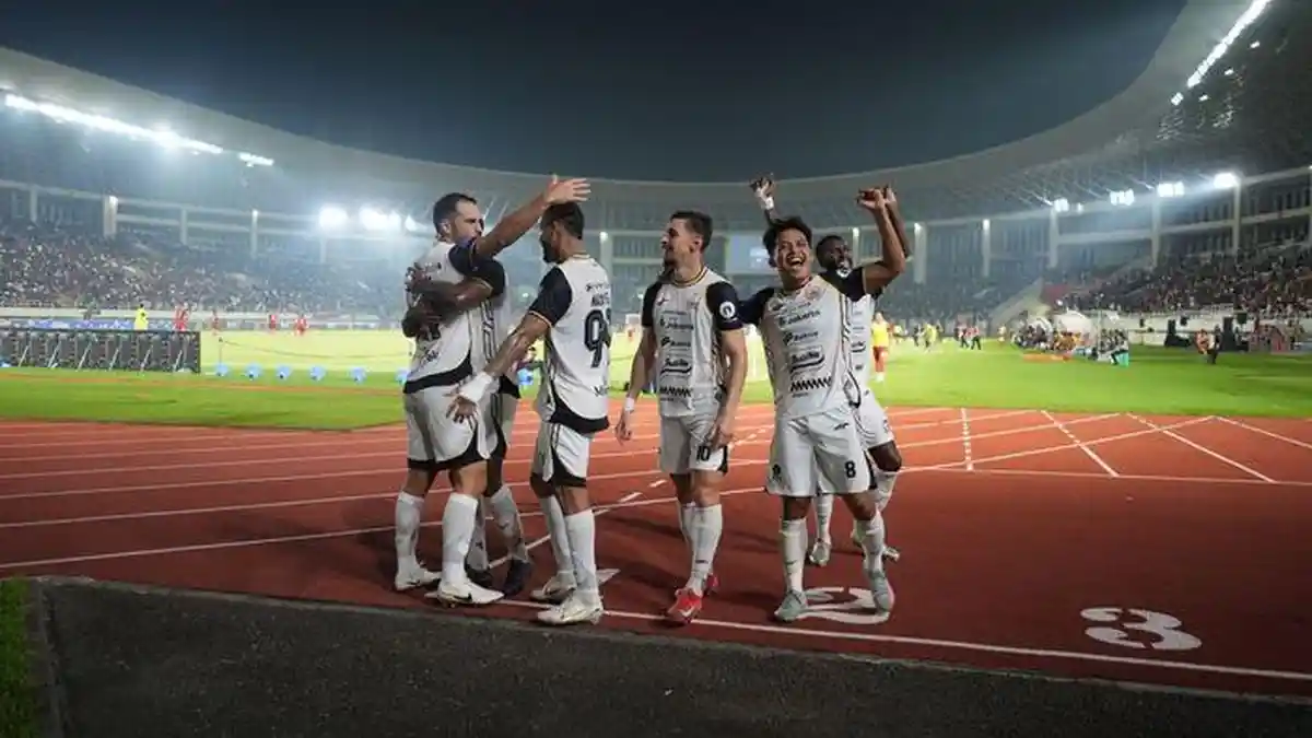 Sinyal Persija Gembosi Persis Solo, 3 Pemain Beda Posisi Kans Digaet Macan Kemayoran