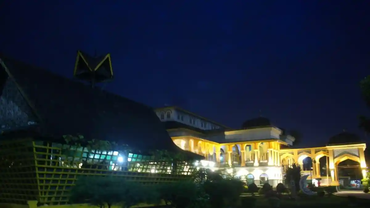 Berita Foto: Istana Maimoon Medan, Peninggalan Sejarah Sultan Makmun Al Rasyid Perkasa Alamsyah - Istana-Maimoon_7-April-2024_02.jpg