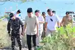 Bupati-Jember-Muhammad-Fawait-memantau-kawasan-selatan-Jember-yang-dilewati-Jalur-Lintas-Selatan-jls.jpg
