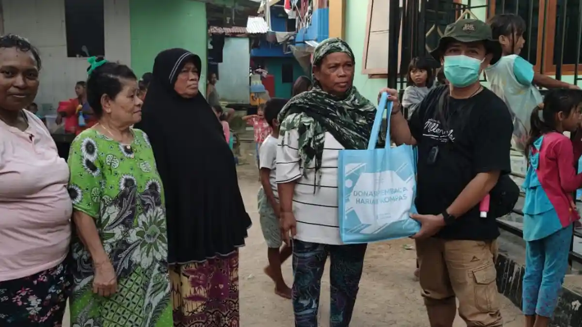 Group Kompas Gramedia di Papua, Sambangi Para Janda di Pulau Kosong
