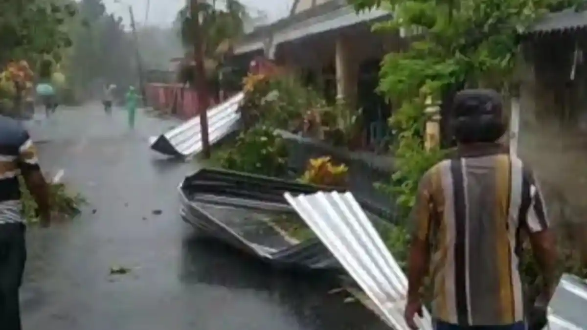 Langkah Pemkab Kepulauan Sitaro Tangani Bencana Puting Beliung di Kelurahan Paniki Siau Barat