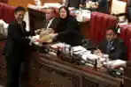 Sidang Paripurna DPR RI Sahkan RUU Kesehatan Menjadi UU