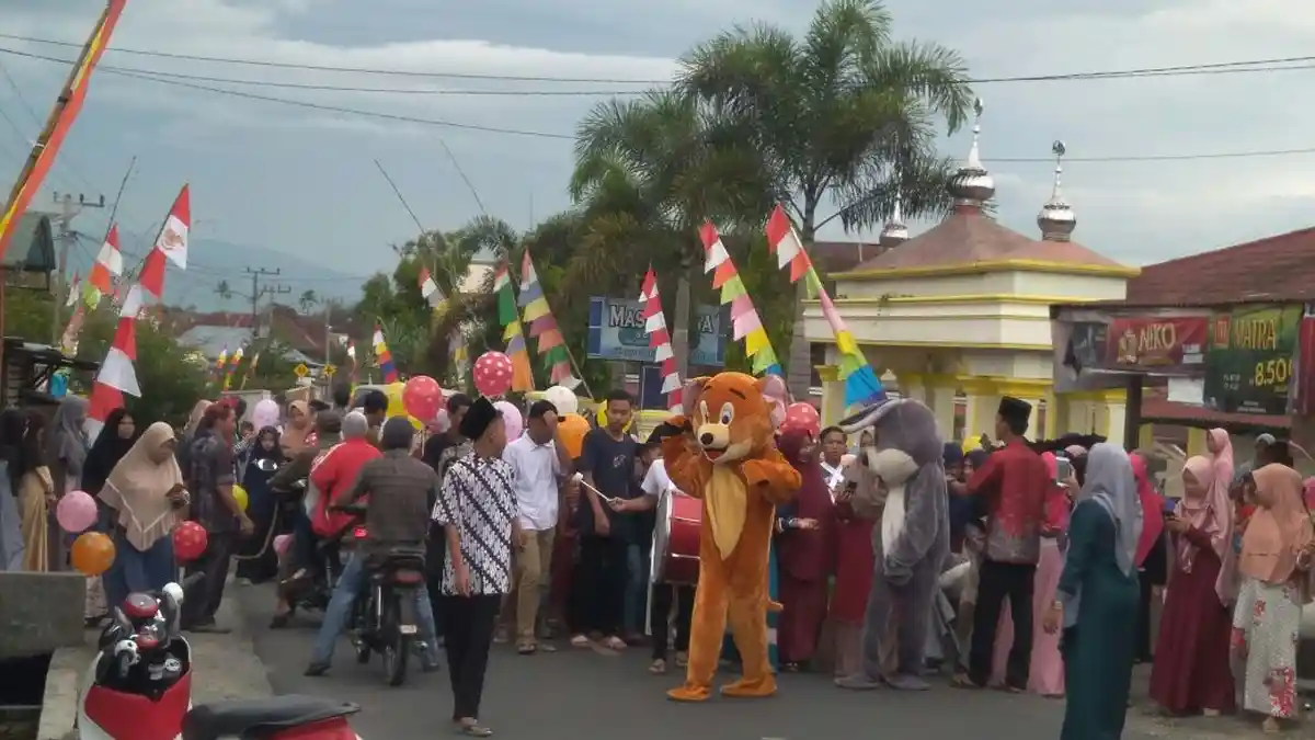 Tradisi Pawai Keliling Kampung Sambut Ramadan di Kerinci