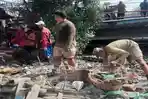 Sampah dan Sedimen Menumpuk di Crossing Kalianak, jadi Atensi Banjir Jalan Tambak Osowilangun