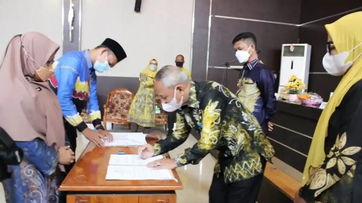 Disdukcapil Batola Teken Kerja Sama dengan Pengadilan Agama dan Dinkes, Layani Data Kependudukan