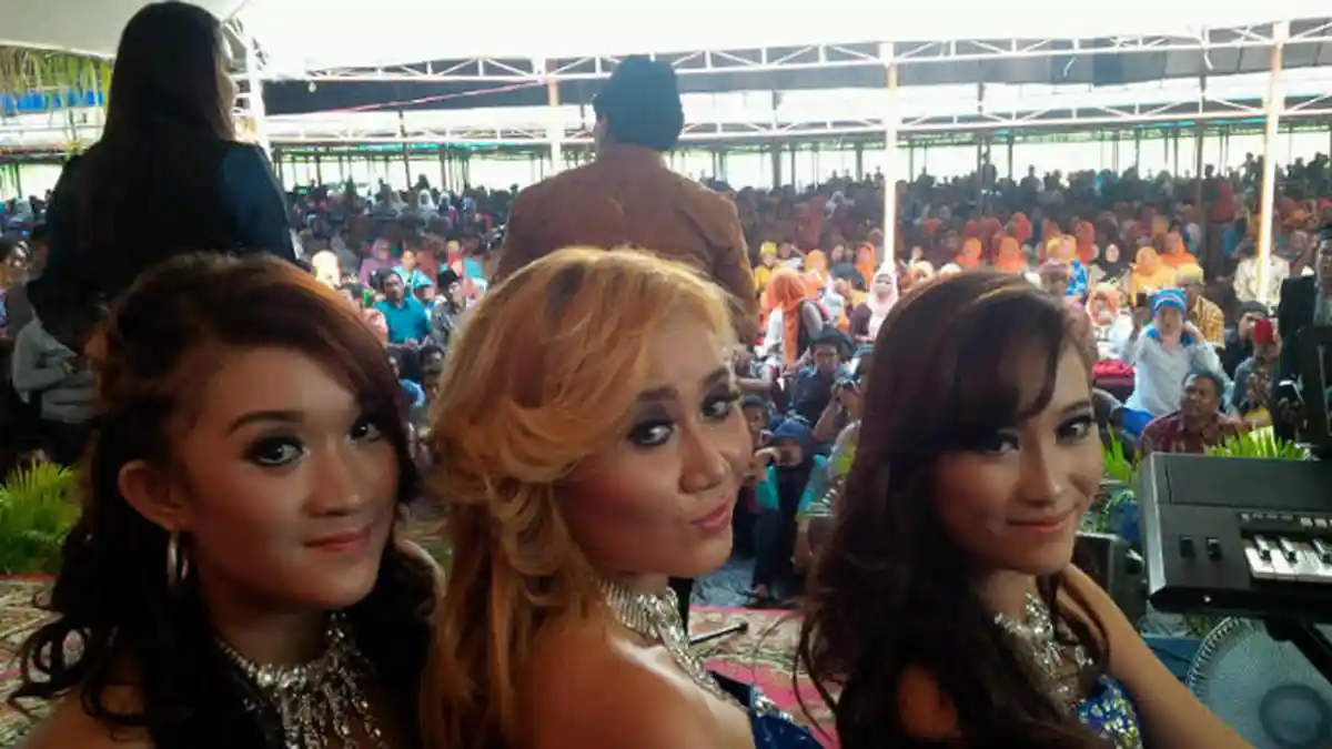 Masih Dendam pada Trio Macan, Yenny 3 Kucing Bentuk Grup Baru Trio Singa