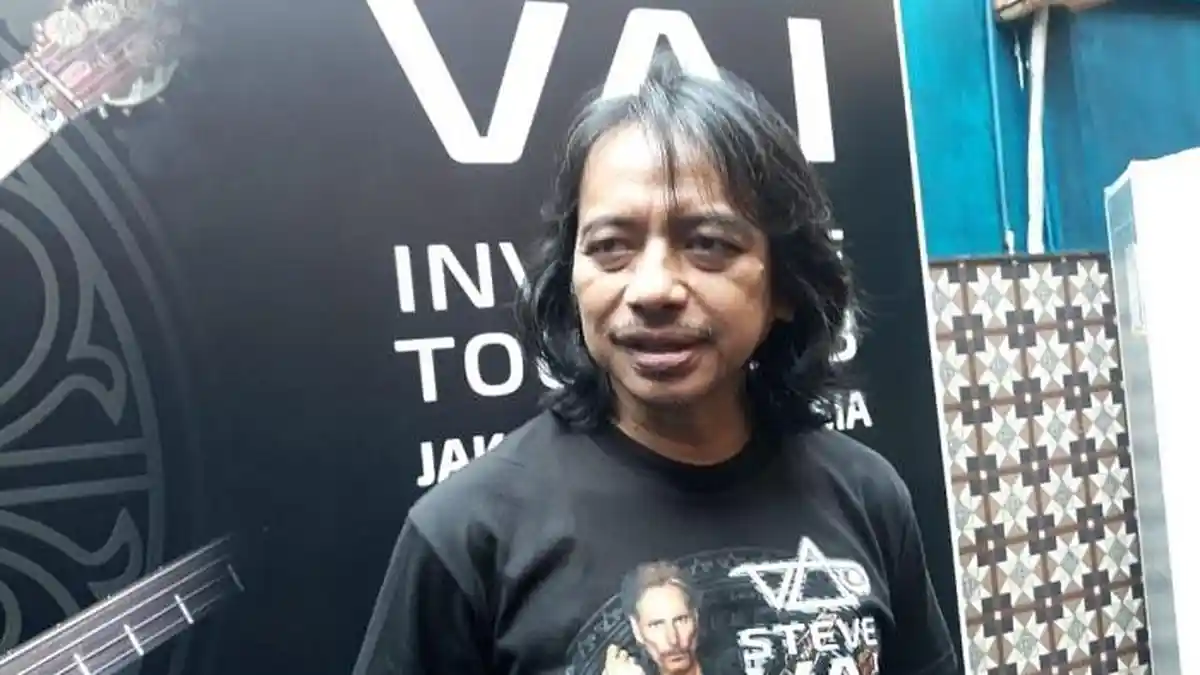 Naik Kereta Cepat Jakarta Bandung Cuma 45 Menit, Dewa Budjana: Biasanya 3 Jam