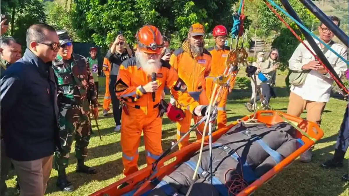 Gubernur NTB Buka Pelatihan Vertical Rescue Evacuation, Benahi Tata Kelola Gunung Rinjani