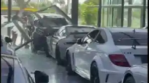 penjelasan-polisi-soal-xpander-tabrak-porche.jpg