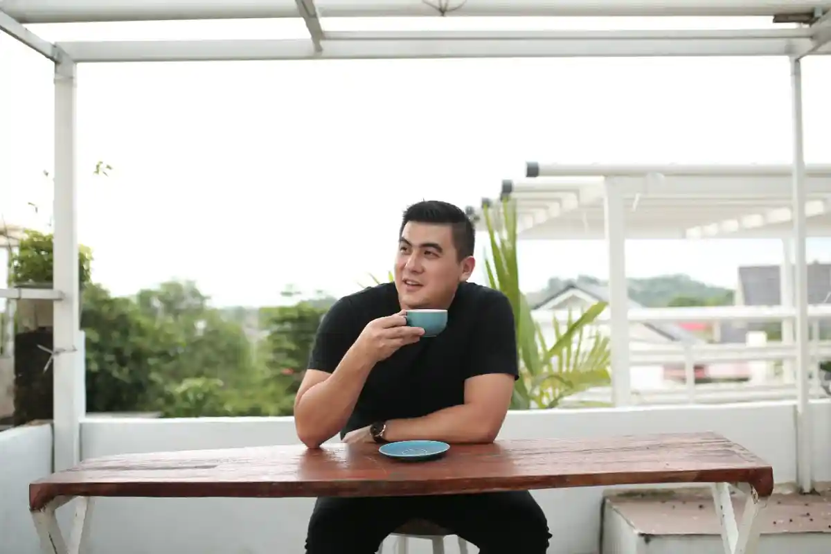 Sosok Bernard Huang Content Creator Batam, Bermula Hobi Review Produk kini Hasilkan Pundi-pundi Uang