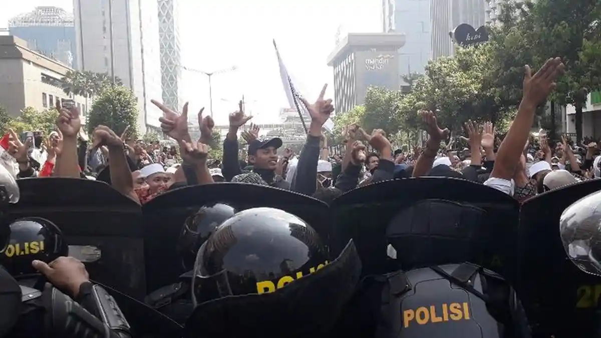 Video Live Streaming Terendusnya Aksi Rahasia dalam Kerusuhan 22 Mei Program AIMAN Kompas TV