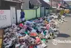 Tumpukan-sampah-kembali-menggunung-di-Bangkalan.jpg