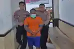 Nekat Tipu Lalu Jual Motor Orang, Pria di Probolinggo Ngaku Ketagihan Sewa LC Karaoke