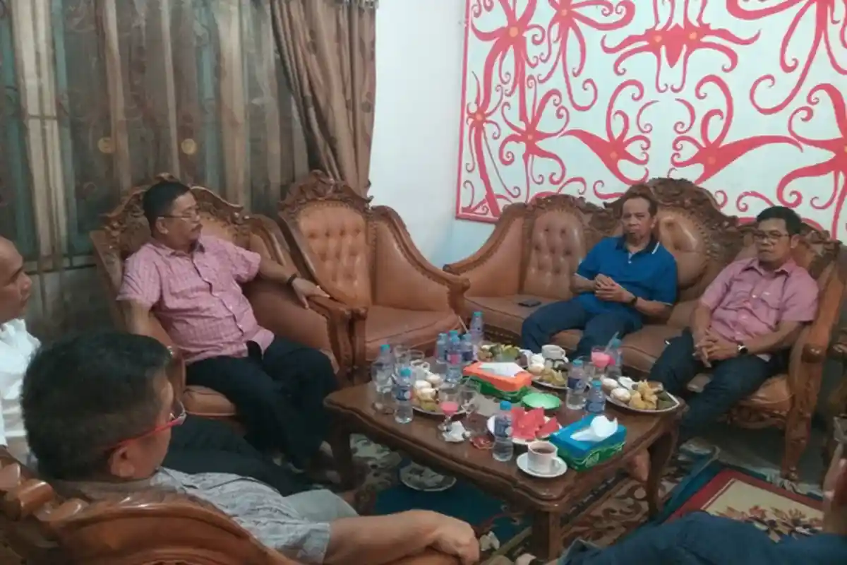 Silaturahmi di Bidang Dokter Spesialis, Rombongan Fakultas Kedokteran Unhas Berkunjung ke Sekadau