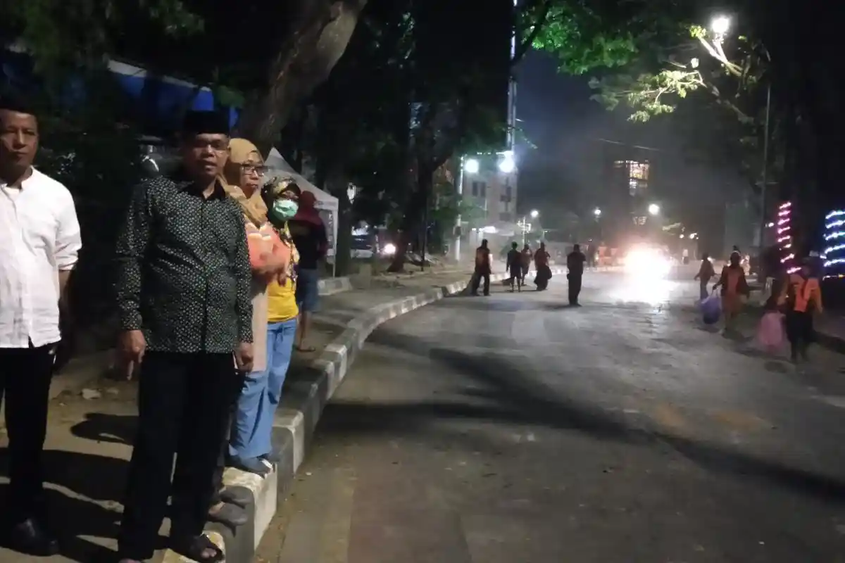 Setelah Mahasiswa, Warga Bentrok dengan Polisi, Petasan Hingga Pasta Gigi Laris di AP Pettarani