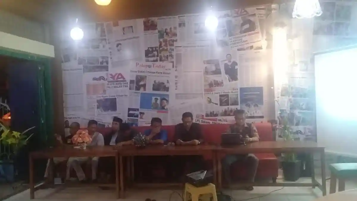 Cafe Seru Ya, Tongkrongan Asyik di Kota Palopo, Ada Spot Selfienya - cafe-palopo_20170119_225424.jpg
