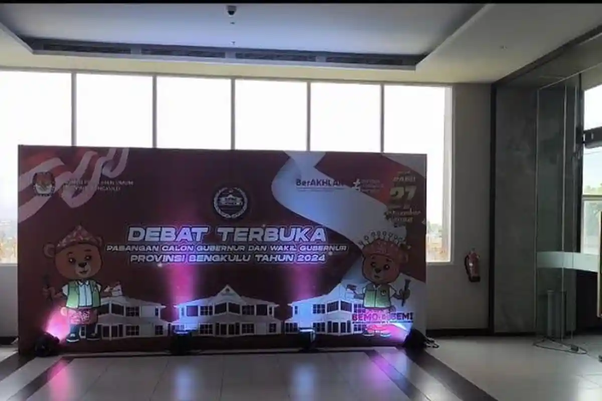 Foto: Lokasi Jelang Debat Pilgub Bengkulu 2024, Helmi-Mian Vs Rohidin Meriani