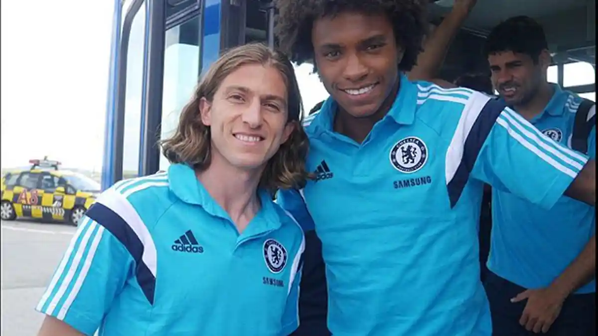 Willian dan Luis Rayakan Ultah di Dalam Pesawat