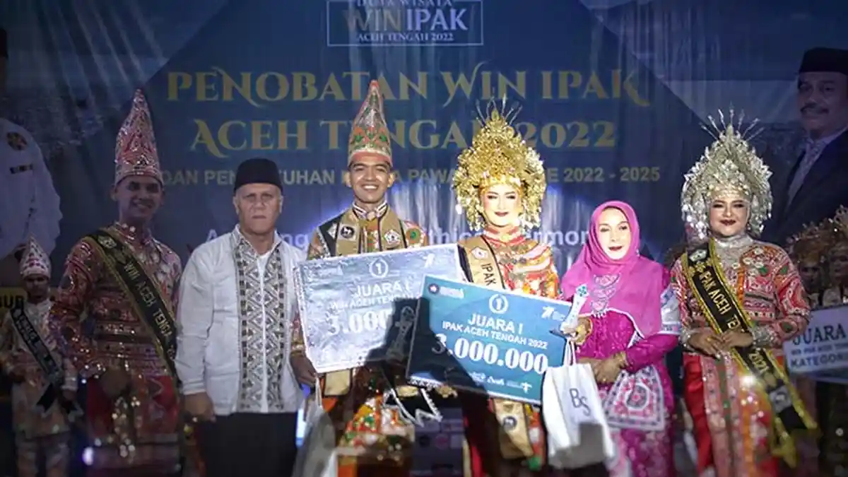 Win Rahmatussyifa dan Ipak Masniar Terpilih Jadi Duta Wisata Aceh Tengah 2022