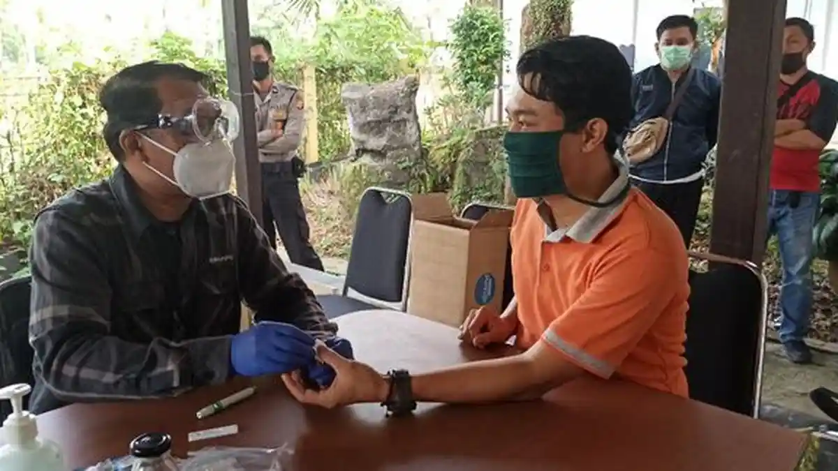 Komisioner Bawaslu Cianjur Jalai Rapid Test, KPU Minta Jadwal Ulang
