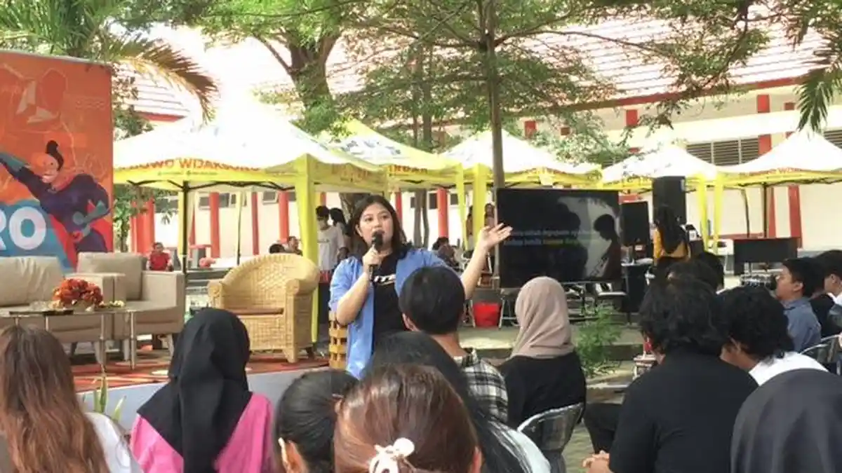 Kalla Campus Talks Hadir di Kampus, Ajak Mahasiswa Ilkom UNTAD Peduli Lingkungan