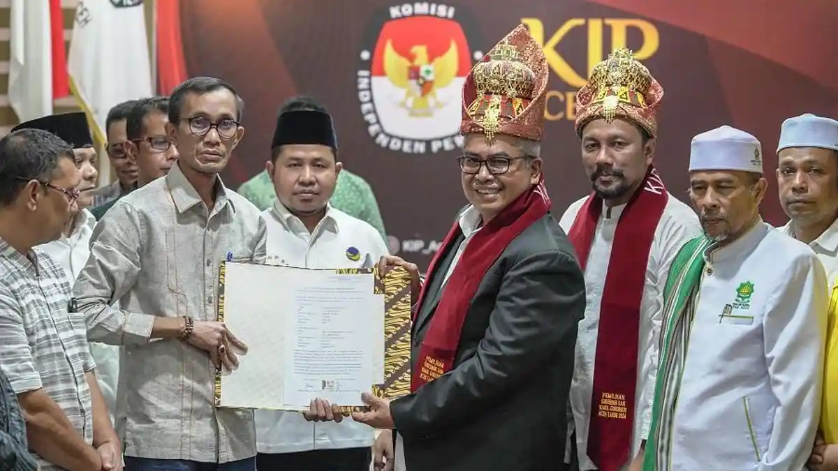Sah! M Fadhil Rahmi Gantikan Tu Sop Sebagai Wakil Bustami, Antar Berkas ke KIP Aceh