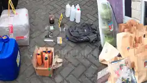 Barang-bukti-bahan-peledak-terduga-teroris-di-kota-Batu.jpg