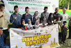 Bareng Baznas, IJTI Blitar Raya Ajak 100 Anak Yatim Piatu Belanja Baju Lebaran
