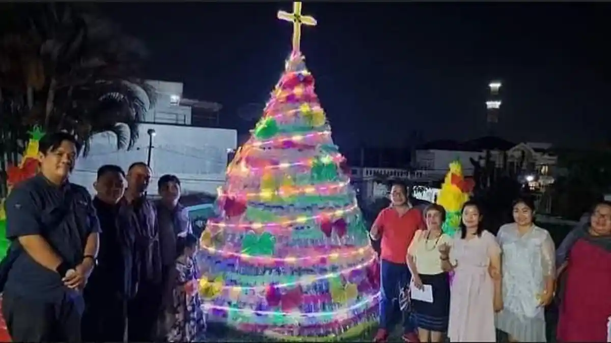 Natal Oikumene Kota Siantar Diwarnai Lomba Hias Pohon Natal dari Limbah Rumah Tangga
