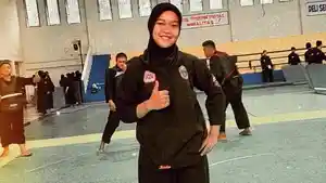 Rizka-Andini-atlet-wanita-pencak-silat.jpg