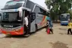 Terminal Bayangan Pondok Pinang Dipadati Pemudik