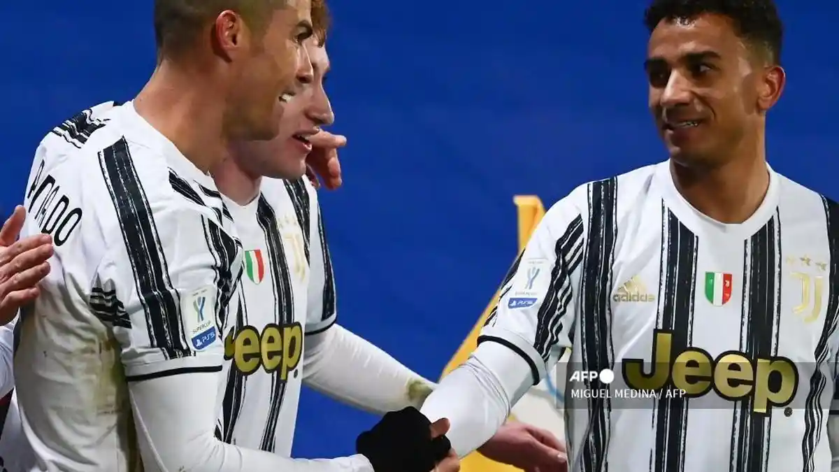 Juventus Haram Terpeleset Lagi Demi Rebut Scudetto, Danilo: Kecepatan Kami Harus 100 Km/Jam