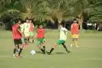 Suasana-seleksi-tahap-pertama-pemain-PSMS-Medan-U-15.jpg