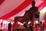 Megawati-Soekarnoputri-meresmikan-Istana-Gebang-dan-Patung-Bung-Karno-Senin-1462026.jpg
