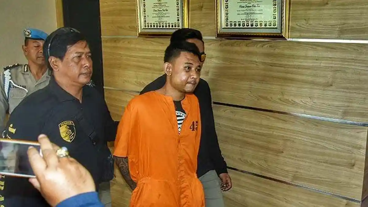 Wanita Cantik Ini Bilang Tak Puas Lalu Pria yang Disewanya Tersinggung dan Menghabisinya