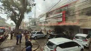 Kebakaran-di-Veteran-Palembang-Hanguskan-Gereja-Marantha-Palembang-3-Orang-Sesak-Napas.jpg