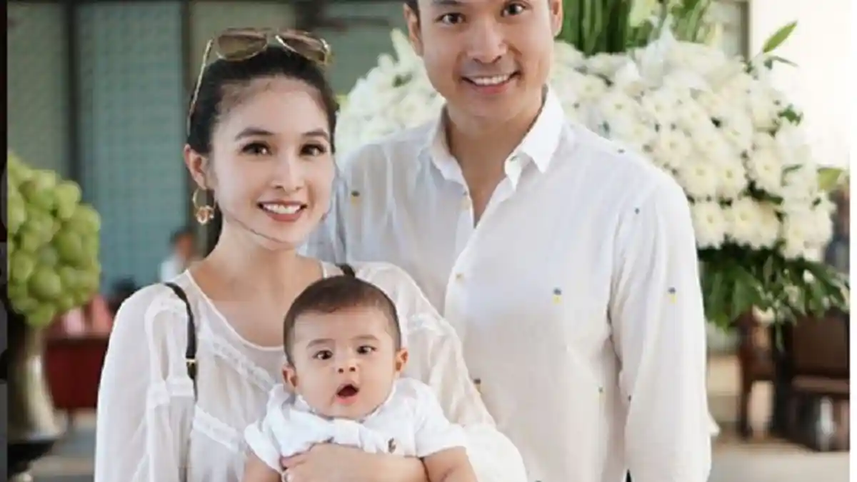 Deretan Foto Gemas Raphael Moeis Anak Sandra Dewi saat Pertama Kali Berlibur di Bali