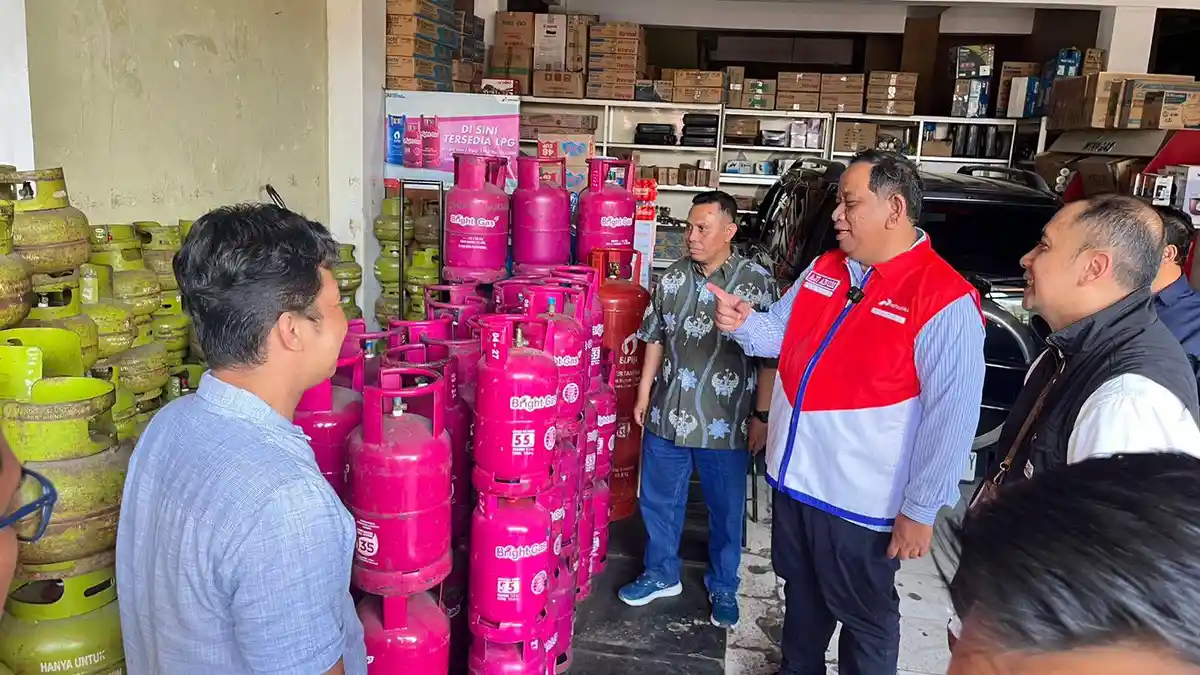 Executive GM Pertamina Jatimbalinus Sidak di Kediri, Imbau Masyarakat Beli Langsung Di Pangkalan LPG
