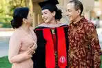 kebaya-kutu-baru-merah-yang-dikenakan-maudy-ayunda-saat-lulus-s2-stanford-university-ikut-disorot.jpg