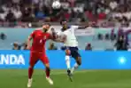 Duel di Udara Antara Timnas Inggris dan Timnas Iran