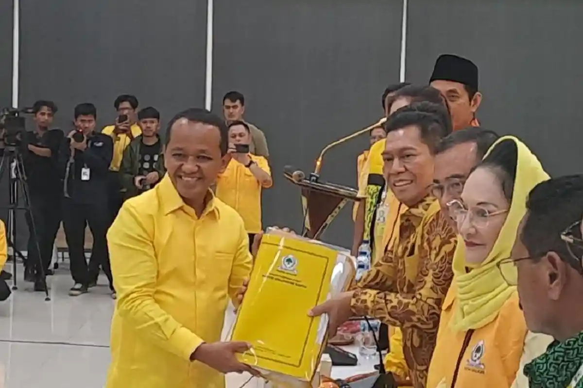 Bahlil Ungkap Jabat Ketum Golkar karena Dekat dan Didukung Pemerintah, Sebut Sebelumnya Juga Begitu