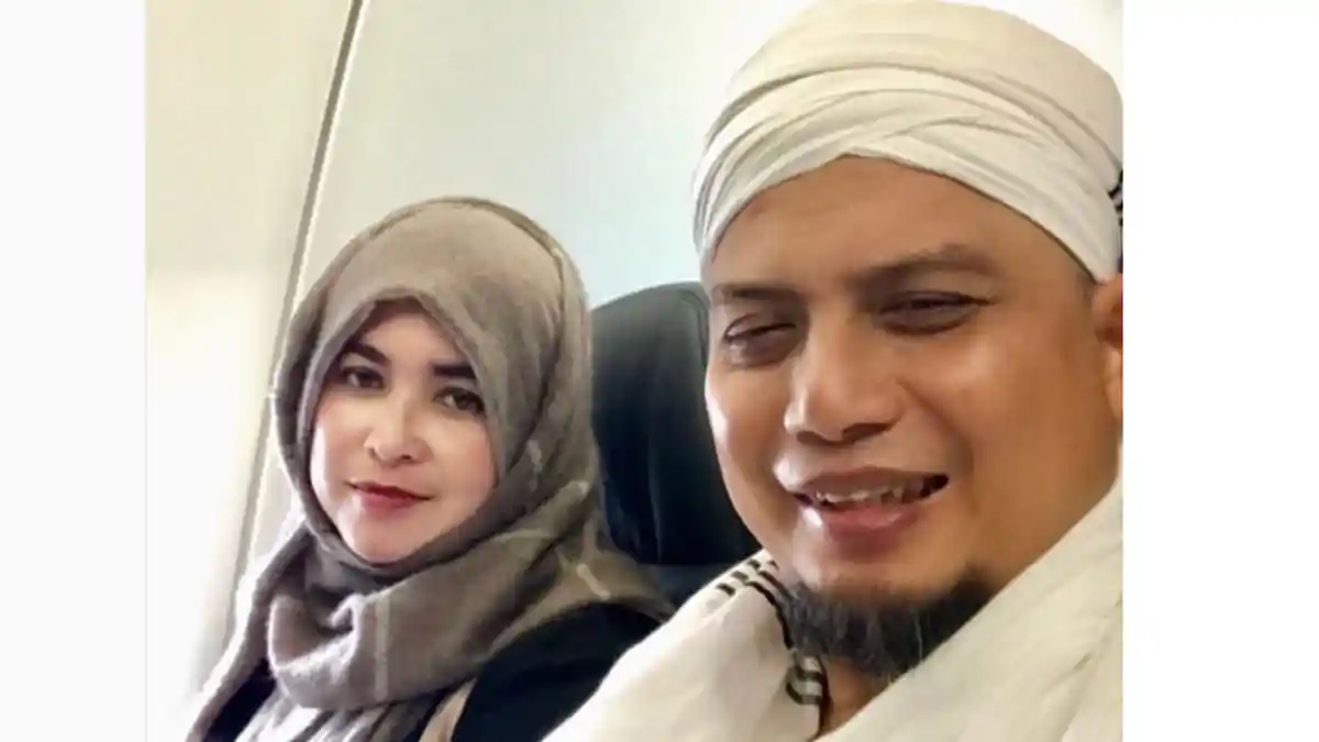 6 Fakta Wahyuniati Al Waly, Istri Pertama Ustaz Arifin Ilham yang Jago Memanah dan Suka Ngegym