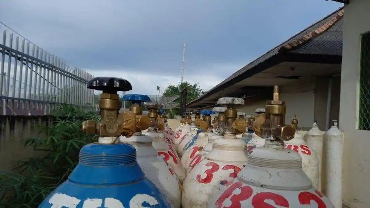 Detik-detik Tabung Gas Pasien Isoman Meledak saat Isi Ulang, Pekerja Luka Parah
