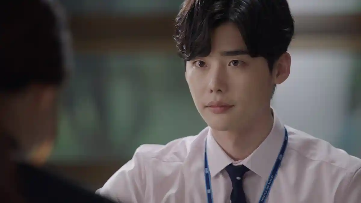 Biodata Lee Jong Suk Aktor Korea Bintangi Drakor Pinocchio, School 2013, hingga W Two Worlds