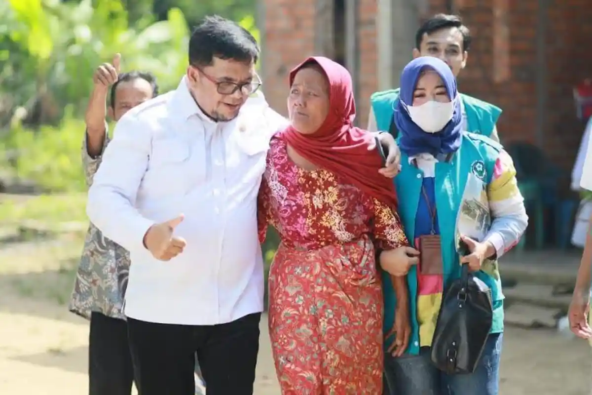 Ivan Wirata Bawa Pasien ODGJ Muarojambi Untuk Dapatkan Pelayanan Pengobatan di RSJ Jambi