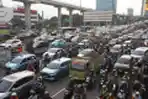 Kemacetan di Jalan Gatot Subroto Jelang Berbuka