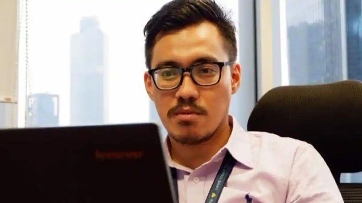 Mengenal Victor Kamang Diragukan Pengacara Kuat Maruf Gegara Penampilan ...